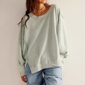 Free People Camden cropped Cream Sweatshirt Size M